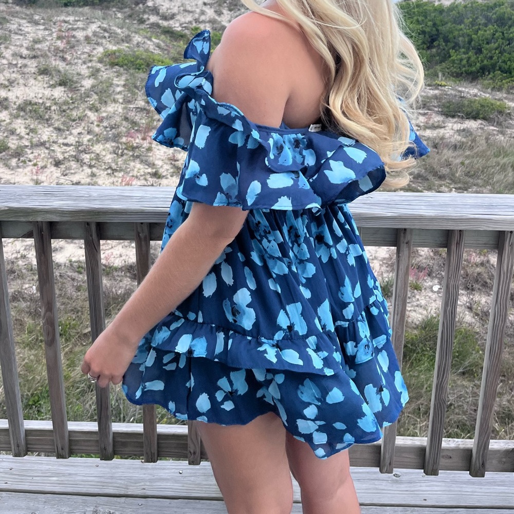 Abercrombie blue floral dress